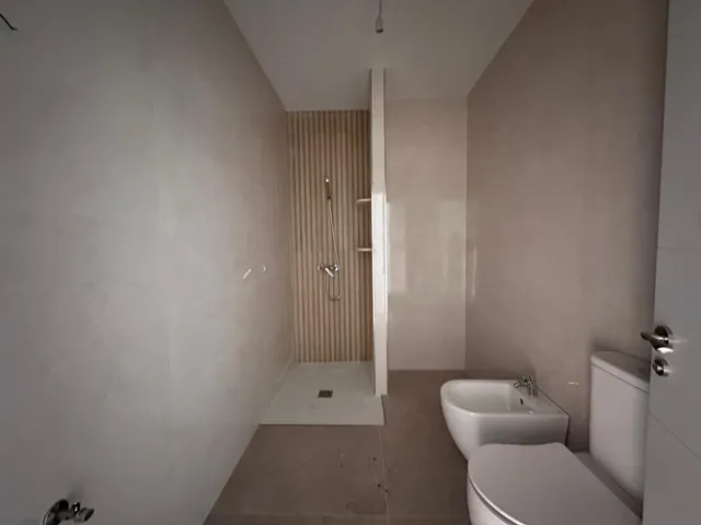 PISO A ESTRENAR EN PASAJE MESONES FABRICA — 18