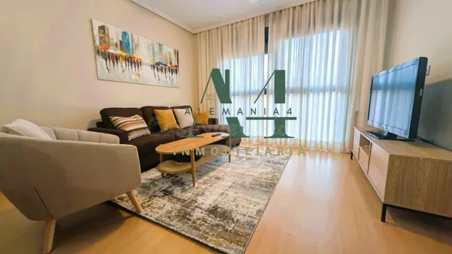 Vivienda de lujo en Alquiler en Nuevo Cáceres
