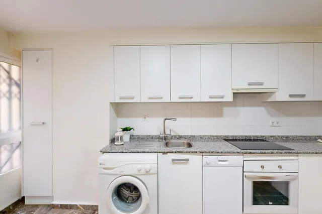 Piso de 3 dormitorios, vestidor y 134 m2 en pleno centro de Murcia – Calle Platería — 13