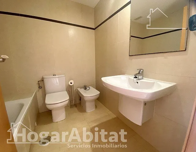 Precioso bajo seminuevo y reformado, en residencial con piscina, terraza, y jacuzzi — 25