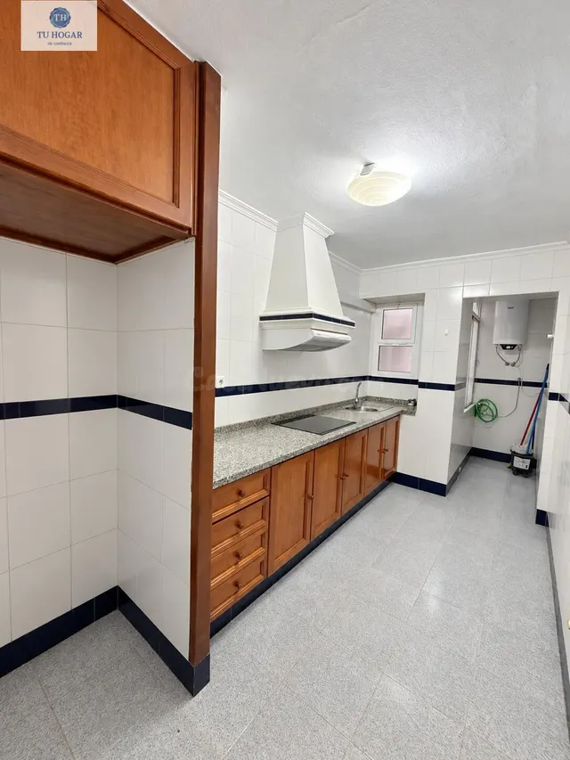 Piso en el Centro de Alcalá de Guadaira a un Excelente Precio - €143,000 — 2
