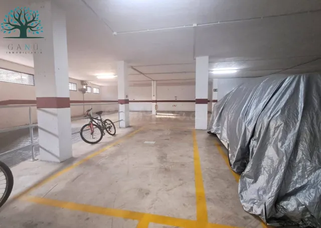 Garaje en venta en la cumbre — 4