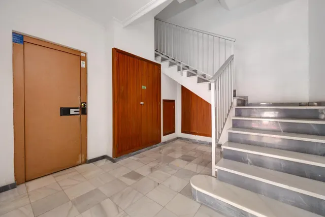 UN ACOGEDOR APARTAMENTO EN EL CENTRO DE TORREVIEJA — 6