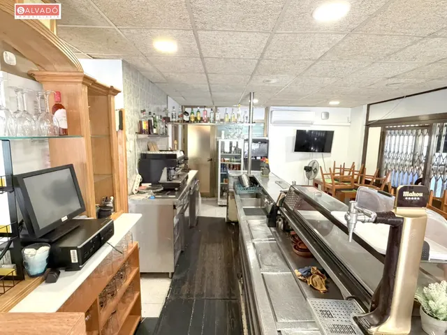 ¡local comercial en venta a 100 m del mar con amplia terraza y salida de humos! — 15