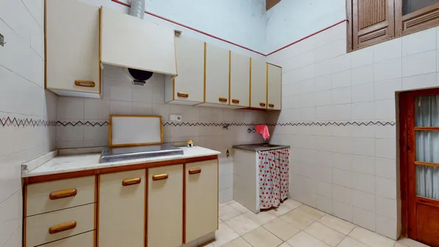 VIVIENDA UNIFAMILIAR CENTRICA — 33
