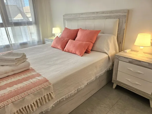 Moderno piso a un paso de la playa en Santiago de la Ribera — 7