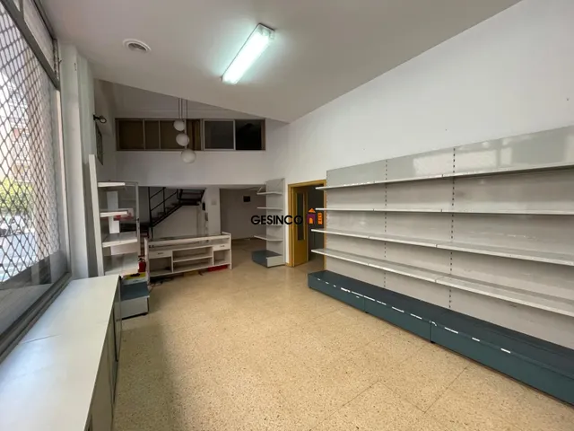 LOCAL COMERCIAL EN CERDÁN DE TALLADA — 4