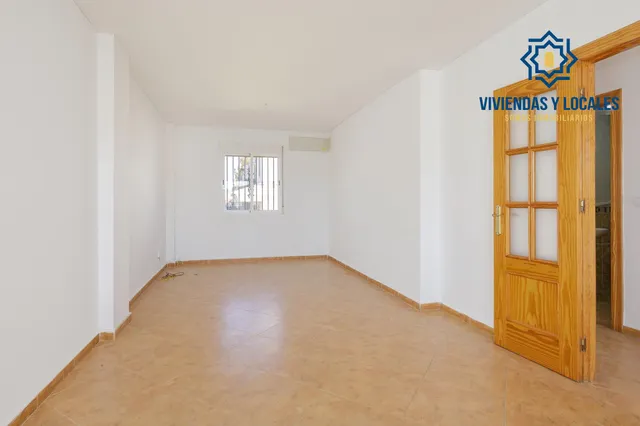 ¡Casa pareada con patio privado en Cijuela! Granada - foto 2
