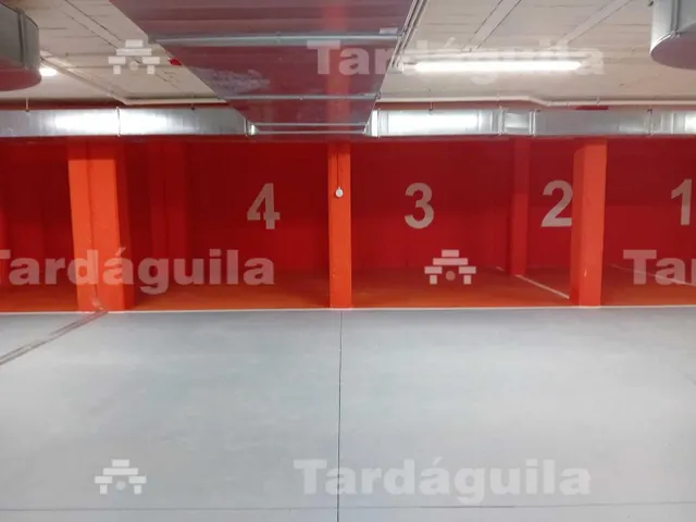 PLAZAS DE GARAJE CTRA LEDESMA — 5