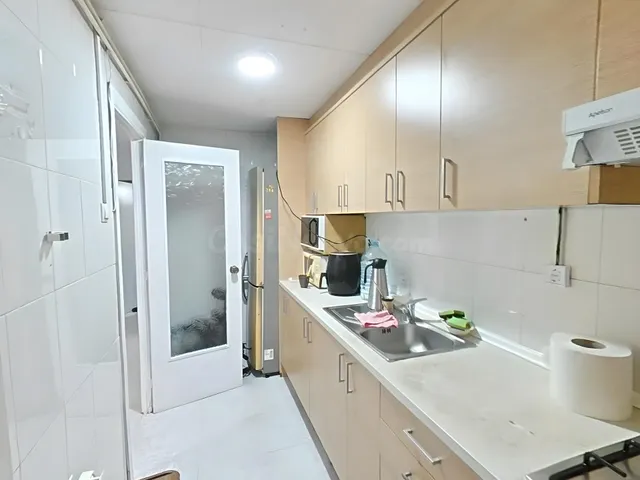 Piso exterior de 3 habitaciones en planta baja en Can Puiggener, Sabadell — 3