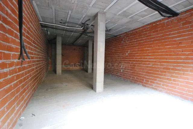 Local comercial Lliria tranquila zona frente parque ajardina - foto 3