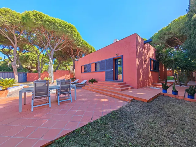 Chalet independiente reformado en pinar de los franceses | 3 dormitorios, 2 baños y piscina privada — 11