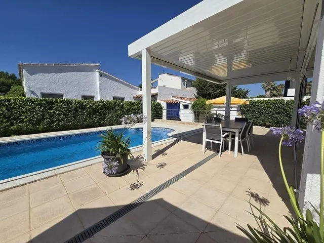 PLANTA ÚNICA LICENCIA TURÍSTICA EN MONTSENY - EMPURIABRAVA - foto 3