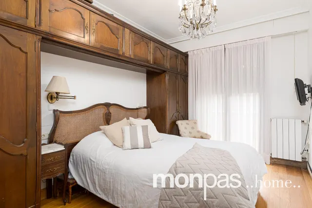 Piso en venta en Pº Francia — 18