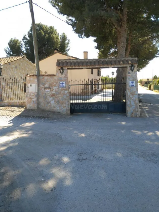 ESPECTACULAR CHALET EN PURIAS, LORCA - foto 4
