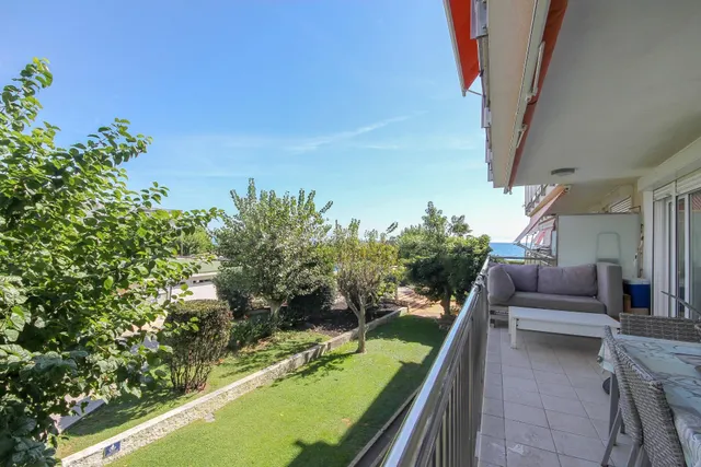 ¡Tu oasis frente al mar te espera en Costa Mar, Cabrera de Mar! ✨ — 2