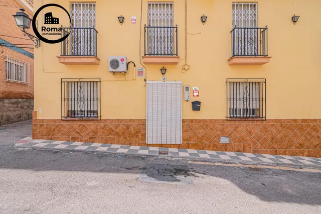 Casa pareada en La Zubia — 40