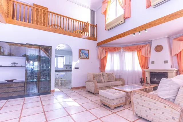 CHALET CON PISCINA PRIVADA EN LA ZENIA - PLAYA FALAMENCA (ORIHUELA COSTA) — 17