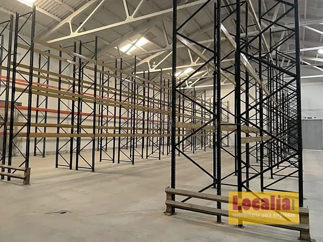 Nave Logística y Distribución en Cantabria - foto 2