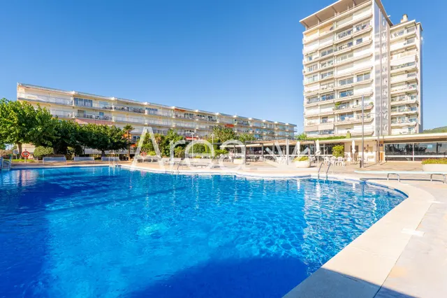Apartamento con muchas posibilidades primera línea de mar — 47