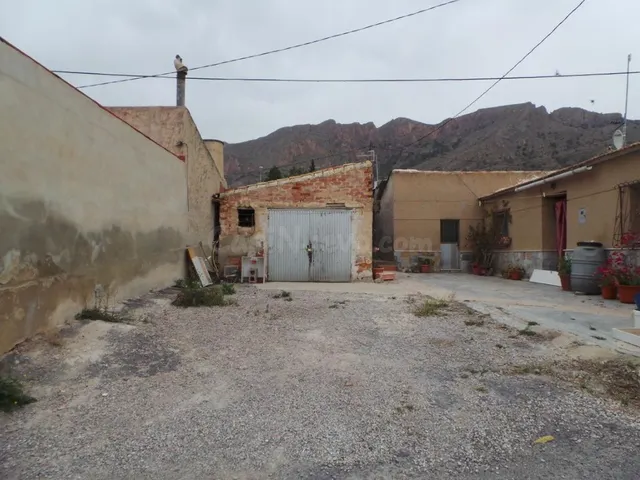 Se vende Casa ALQUILADA en PISO VIVIENDA TERMINADA, CL, OLIV