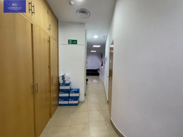 Se alquila local ideal para centro de salud. — 4