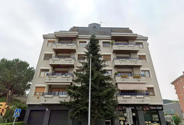Inversión inmobiliaria en Montornès del Vallès: piso 103m² e