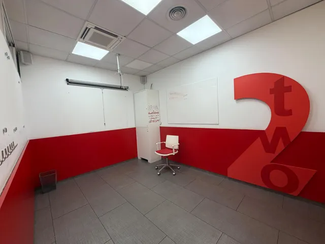 ¡Excelente Oportunidad! Local Comercial en Alquiler en Alcorcón — 13