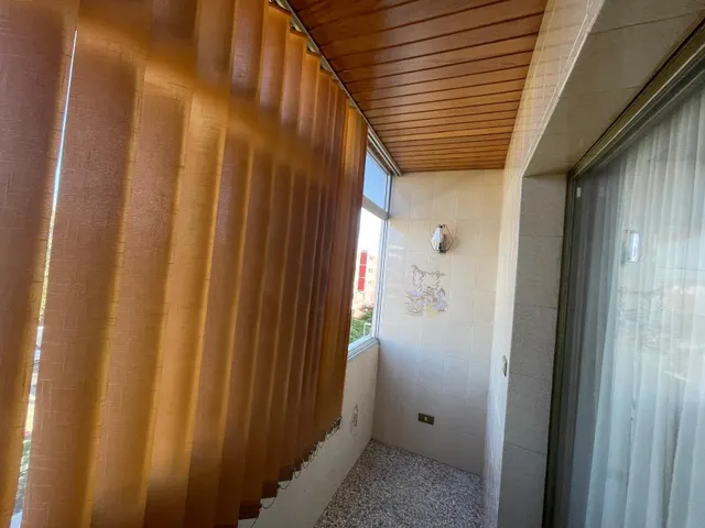 ¡AMPLIO Y LUMINOSO PISO DE 4 habitaciones EN LA CUESTA! — 30