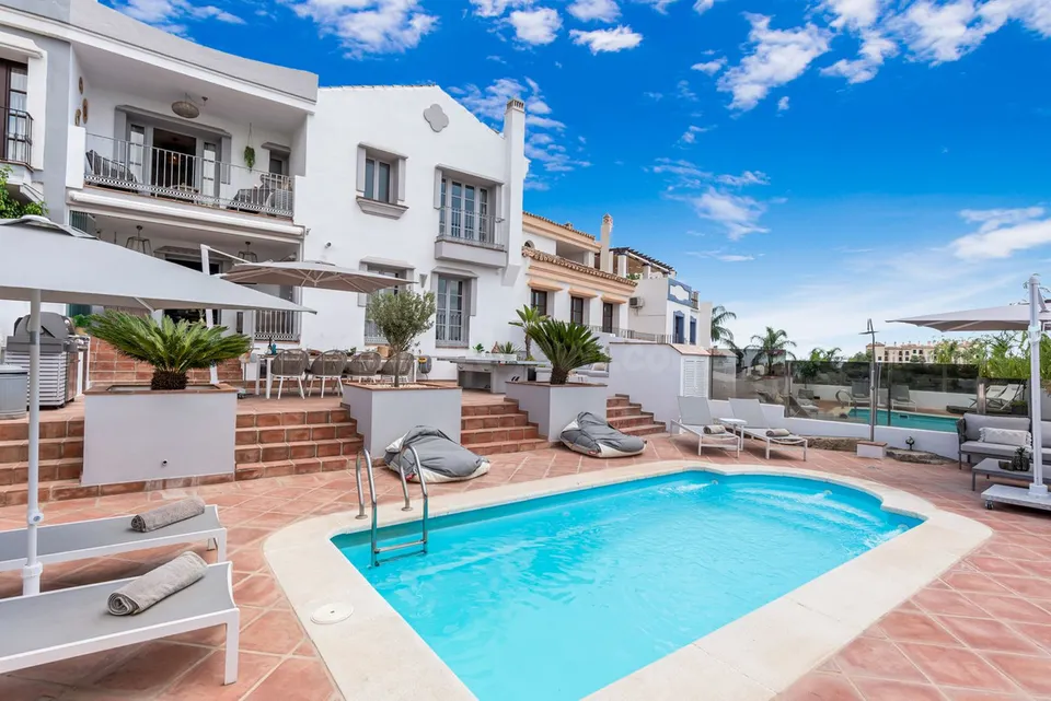 Adosado 5 habitaciones 308m² en venta - El Madroñal