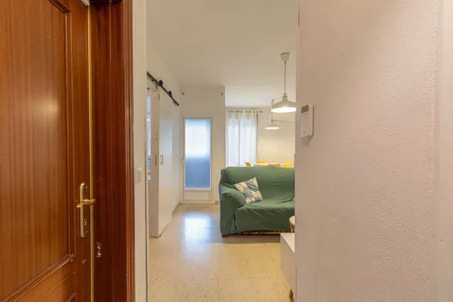 Piso ideal para inversión con alta rentabilidad junto a facu - foto 3