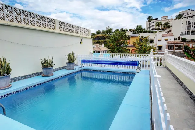 Casa de 6 Dormitorios a 400metros de la Playa y comodidades! - foto 3