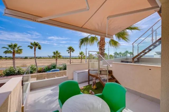 Villa 3 habitaciones 120m² en venta - Centro de la Ciudad Quesada — 4