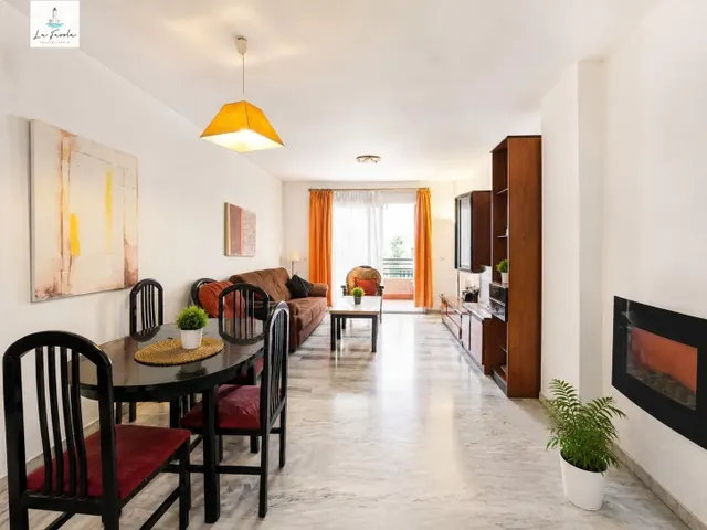 habitación EN RESIDENCIAL CON JARDINES EN TEATINOS (MALAGA) — 10