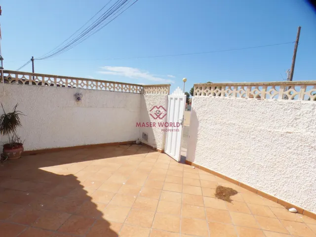 SE VENDE CHALET EN BOLNUEVO — 4