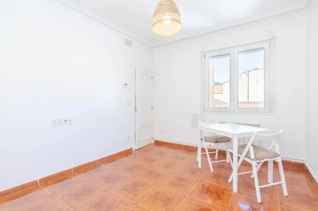 PISO EN ALQUILER CON TERRAZA DE 27METROS EN EL CENTRO DE MIERES — 17