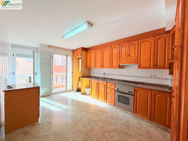 PISO DE 150M2 EN EL CENTRO DE VINARÒS! A 1 MINUTO DEL PASEO! - foto 5
