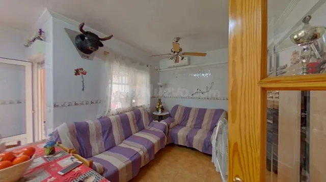 SE VENDE ESTUPENDO PISO EN PRIMERA PLANTA - foto 2