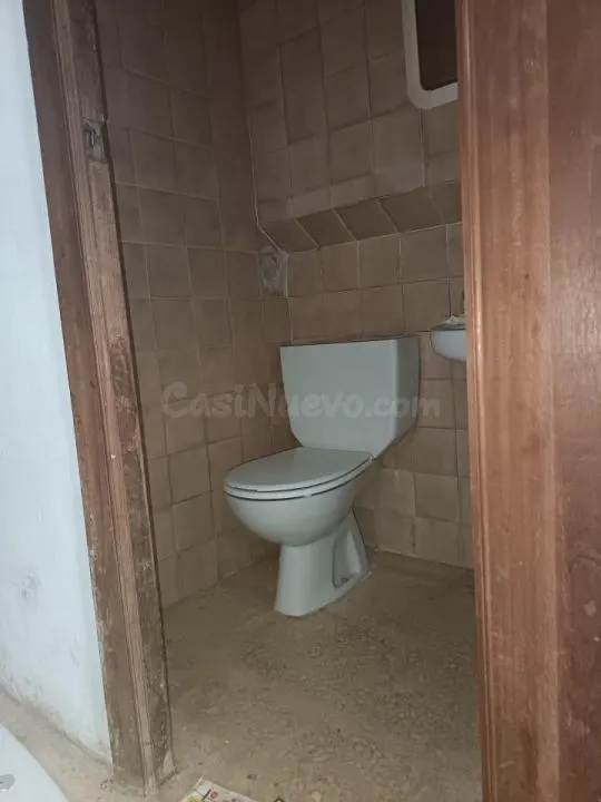 OPORTUNIDAD!!! SE ALQUILA BAJO ECONOMICO EN CASCO VIEJO - foto 2