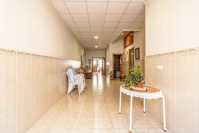 SE VENDE CASA ADOSADA EN BENIMODO – 223 m2, AMPLIA Y LUMINOS - foto 3