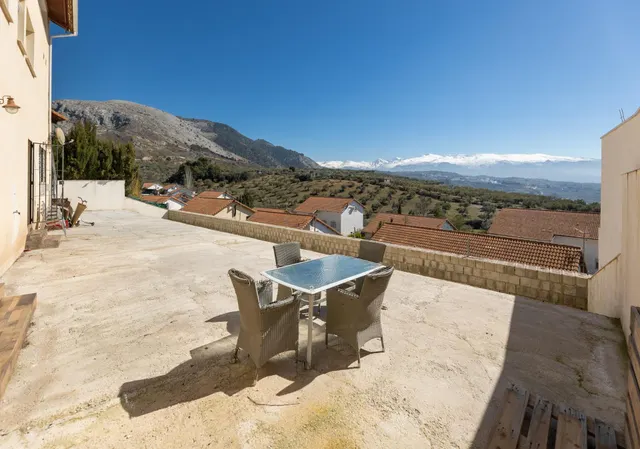 Bonita Casa en Nivar — 7
