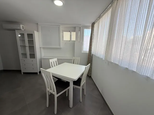 Acogedor Piso Reformado en Benidorm - ¡Tu Refugio Ideal! — 5