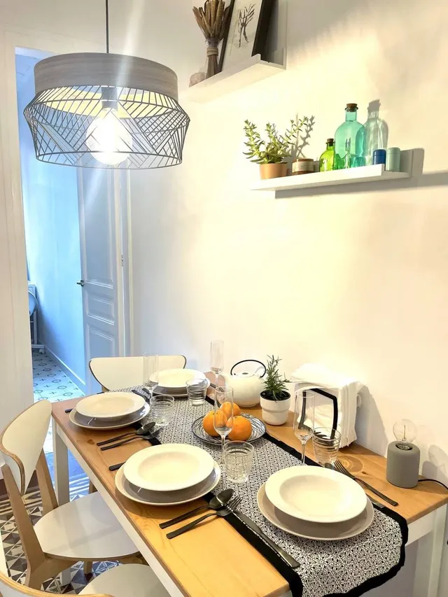 Poble Sec . Impecable restauración — 7