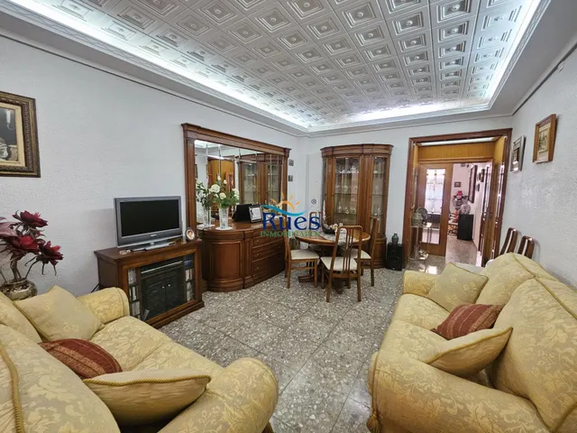 CASA EN BUEN ESTADO CENTRICA, EN CASTELLON DE LA PLANA — 6