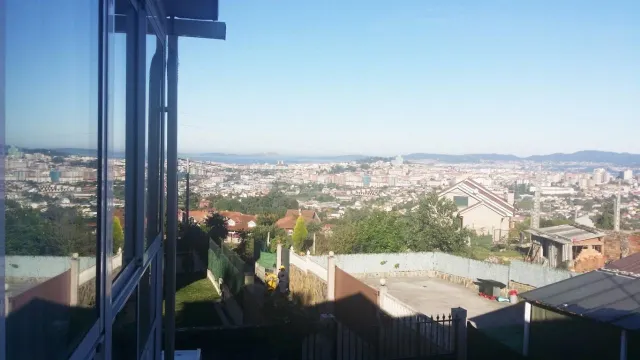CASA INDEPENDIENTE DE 2 PLANTAS CON INCREIBLES VISTAS A LA R - foto 3