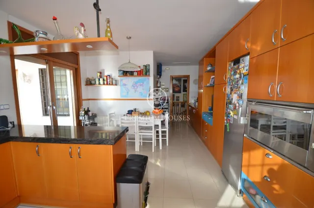 Casa con piscina en venta con vistas espectaculares en Alella — 31