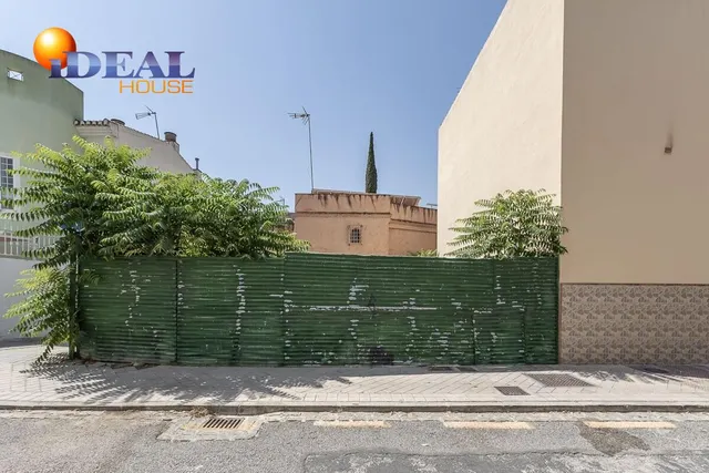 SOLAR EN LANCHA DEL GENIL — 8
