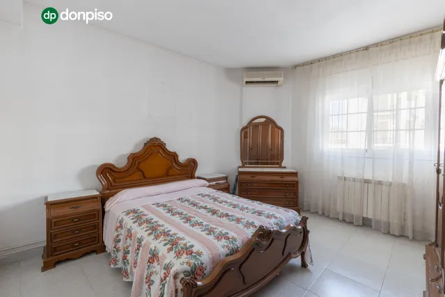 Edificio con gran potencial de inversión en La Zubia — 25