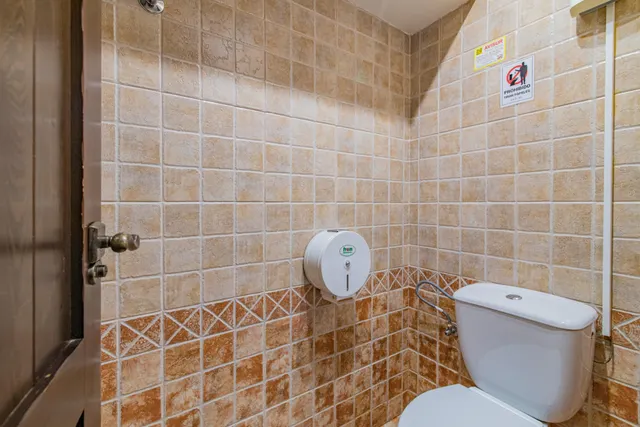 Se traspasa negocio de hosteleria en funcionamiento 12.000€ — 27