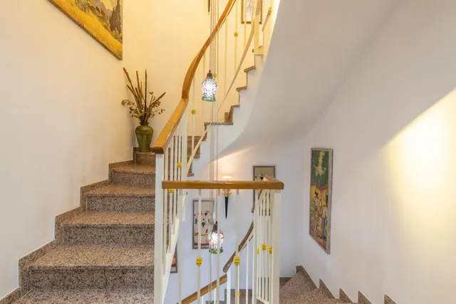 ADOSADA CON 4 DORMITORIOS, AMPLIAS TERRAZAS Y VISTAS A GRANADA Y SIERRA NEVADA — 13